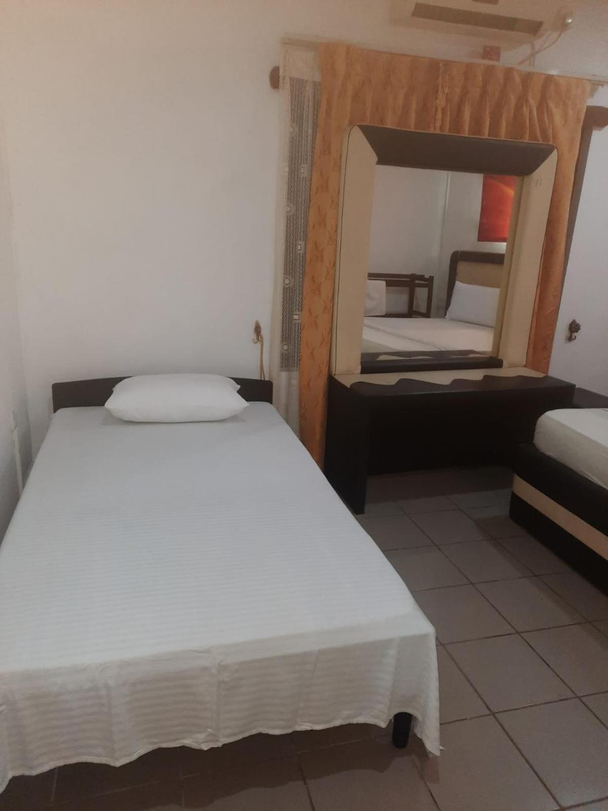 Panorama Rest Hotell Anuradhapura Eksteriør bilde